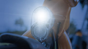 Leuchtende Frontlampe am MOBIbike