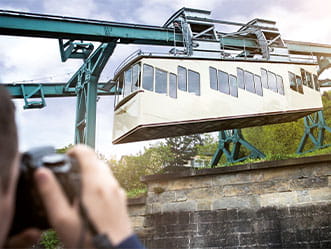 Schwebebahn im Winter