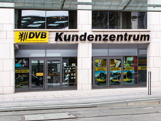 Fotografie servisní pobočky na náměstí Postplatz