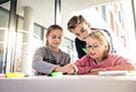 Kinder in der Schule